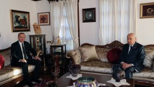 Cumhurbaşkanı Erdoğan, Bahçeli'yi evinde ziyaret etti