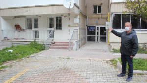 Depremzedelerin giremediği evlerde hırsızlar var