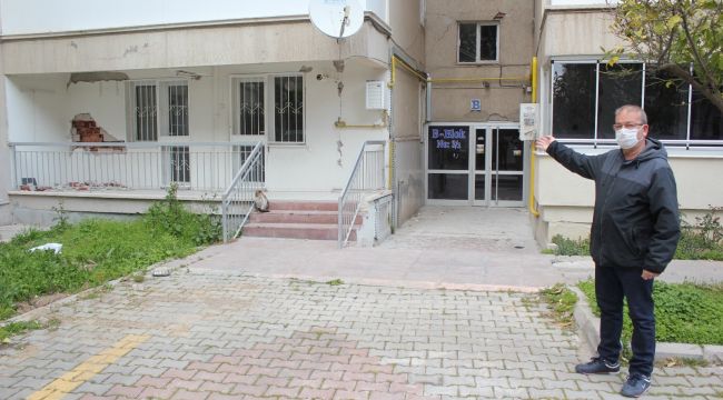 Depremzedelerin giremediği evlerde hırsızlar var