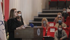 DEÜ'den "Hayatın Her Alanında Kadın" paneli