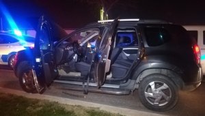 Ehliyetsiz sürücü 30 kilometrelik kovalamaca sonucu yakalandı