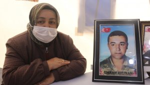 Evlat hasreti çeken anne, doğan kızının adını Hasret koydu