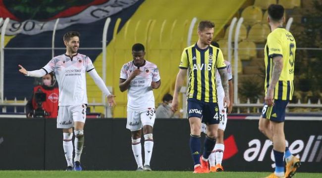 Fenerbahçe bu sezon 6 mağlubiyet ile rekor kırdı