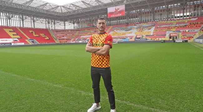Göztepe'de Jahovic kayıp