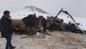 Helikopter kazasında 11 şehidin 4'ü İzmir'den