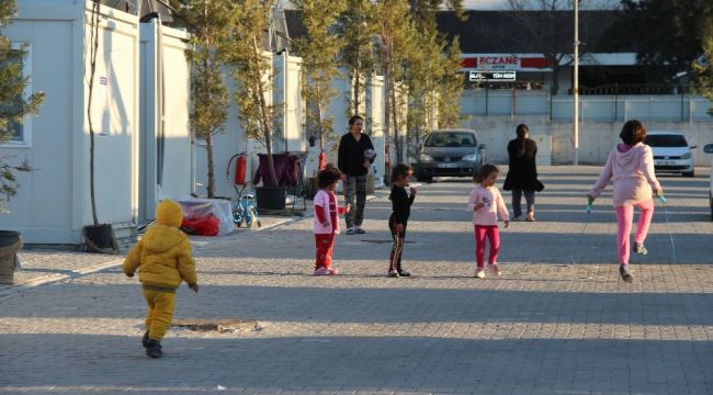 İzmir 'konteyner kent'te yaşam