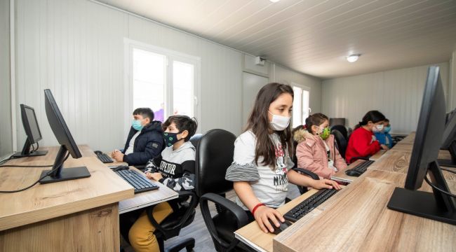 İzmir'de deprem dayanışması