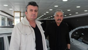 İzmir'de galerici 1.6 milyon lira dolandırıldı