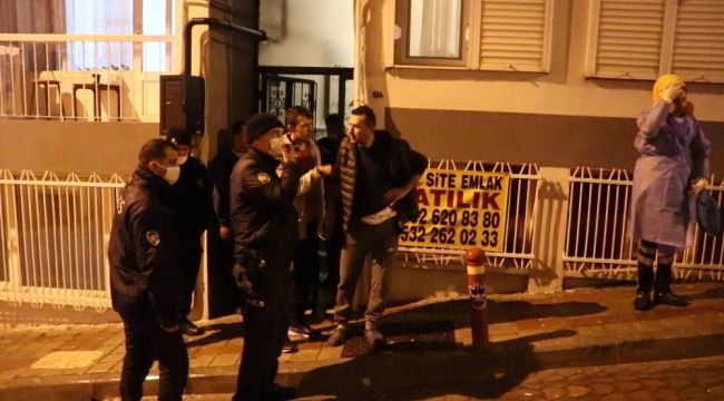 İzmir'de hırsızlar ev sahibini bıçakladı