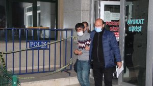 Kardeşlerini kendisini küçümsedikleri için öldürmüş