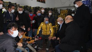 Kılıçdaroğlu hal esnafı ile bir araya geldi