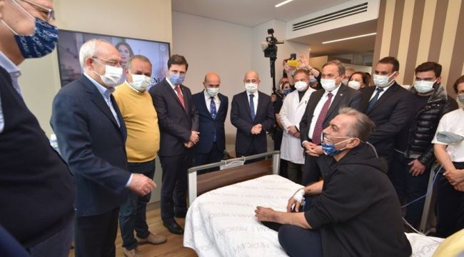 Kılıçdaroğlu'ndan Başkan Uygur'a hastanede ziyaret