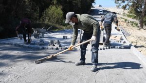 Kuşadası'nda 28 yıllık yol sorunu çözülüyor