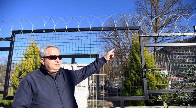 Kuşları, kedileri öldürüyordu! Jiletli tel çitler yasaklandı