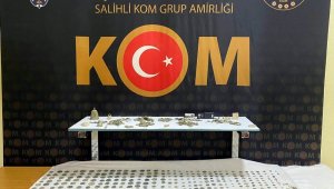 Manisa'da tarihi eserler ele geçirildi