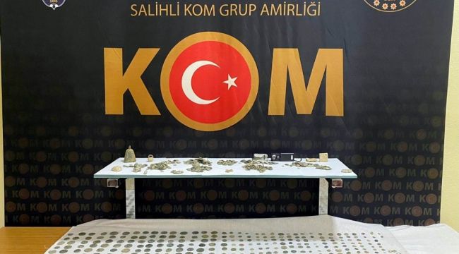 Manisa'da tarihi eserler ele geçirildi