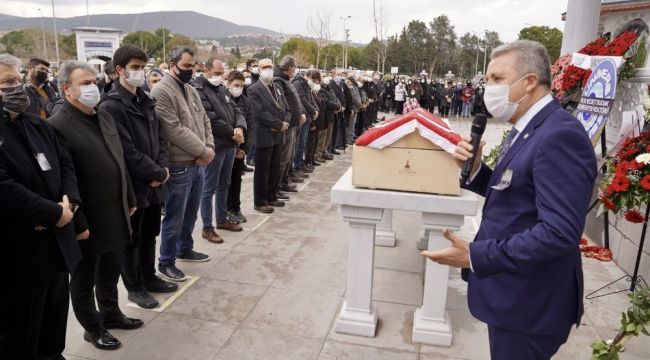 Prof. Dr. Kumanlıoğlu ebediyete uğurlandı