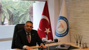 Sağlık çalışanları, virüsle insanüstü gayretle mücadele ettiler