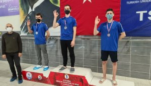 Su altından madalya yağdı