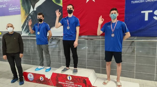 Su altından madalya yağdı