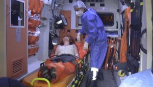 Tartışma sonrası 5. kattan atladı, son anda komşuları tuttu