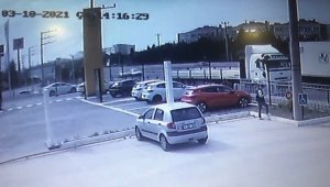 Tıra böyle çarptı... 22 yaşındaki gençten acı haber