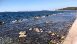 Urla'da deniz suyu çekildi! 