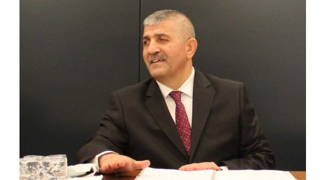 Yunanca isim vermek, İzmir'in sorunlarını çözmüyor