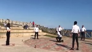 Zeybekli evlilik teklifi