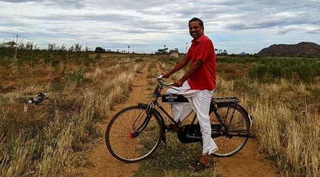 2.5 milyar dolar serveti var... Köyünde yol, su, kanalizasyon yok