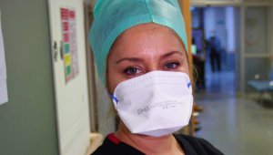 Hemşireden yürek burkan söz: "Anneme sarılmak istiyorum"