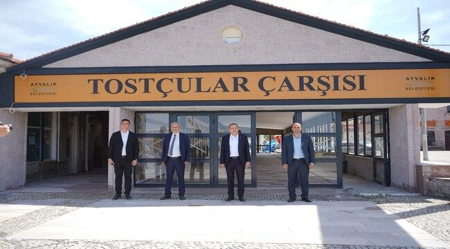 "Ayvalık Tostçular Çarşısı" yenilendi
