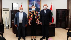 Balçova'da kapanan her esnafa 500 lira destek