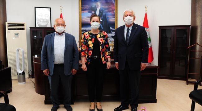 Balçova'da kapanan her esnafa 500 lira destek