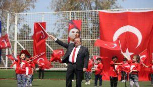 Batur'dan 23 Nisan'a özel mesaj