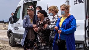 Bir annenin en acı anı: 4 yaşındaki Bulut, toprağa verildi