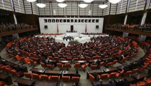 Bir bildiri de eski vekillerden