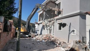 Bodrum'da 2 bin yapı ise yıkılmayı bekliyor