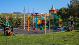 Buca'daki parklarda özel çalışma