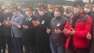 Canan Kaftancıoğlu, cenaze namazından en önde saf tuttu