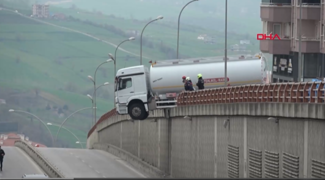 El freni çekilmeyen tanker asılı kaldı