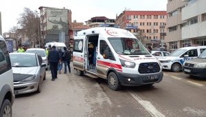 Emniyet önünde kavga