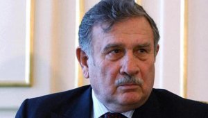 Eski Başbakan Yıldırım Akbulut vefat etti