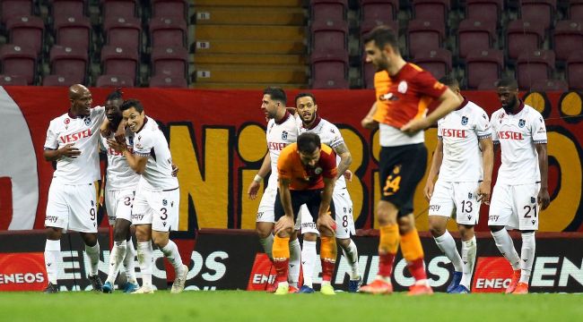 Galatasaray, evinde Trabzon'a puan kaptırdı