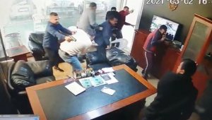 Galerideki kanlı saldırı kamerada