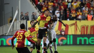 Göztepe'de Titi sözleşmesini feshetti