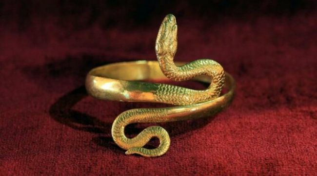 Heyelanda ilginç eserler ortaya çıktı