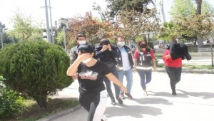 İş vaadiyle 32 kişiyi 1,5 milyon lira dolandırdılar