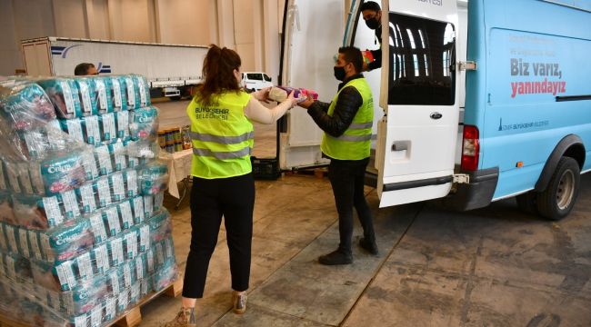 İzmir Büyükşehir'den vatandaşa destek devam ediyor