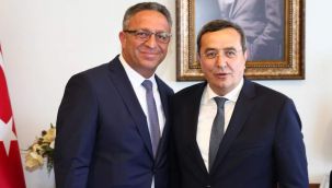 İzmir'de üç başkan yardımcısı korona oldu